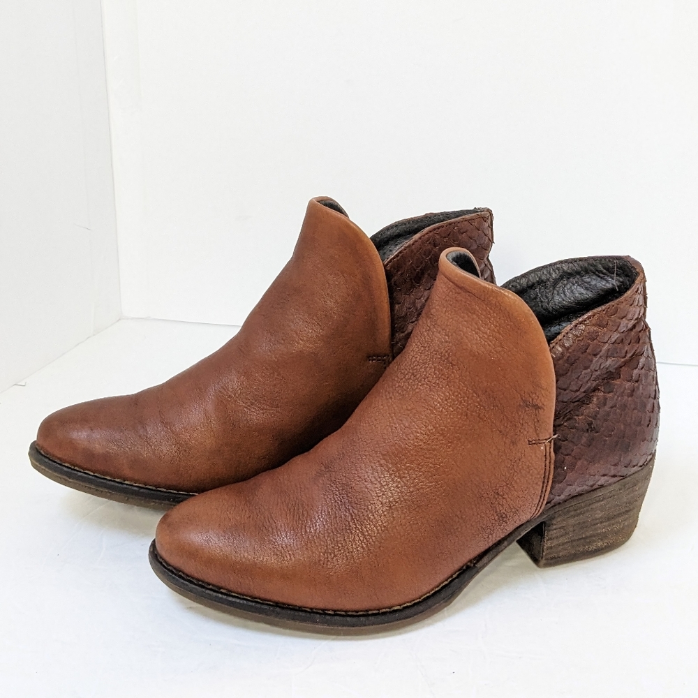 Khrio leather ankle boots - Picture 16 of 16